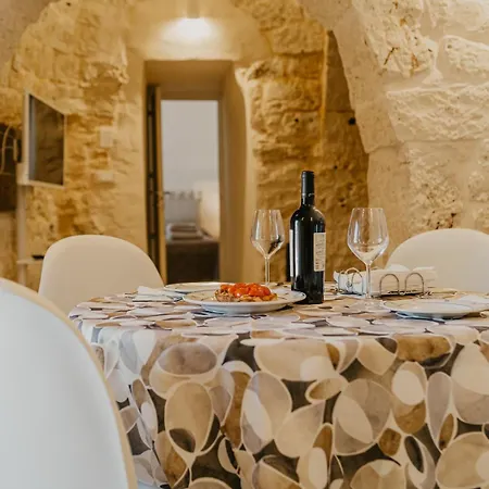 Trullo Brasilu * San Michele Salentino