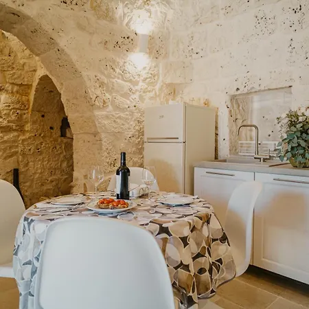 Holiday home Trullo Brasilu